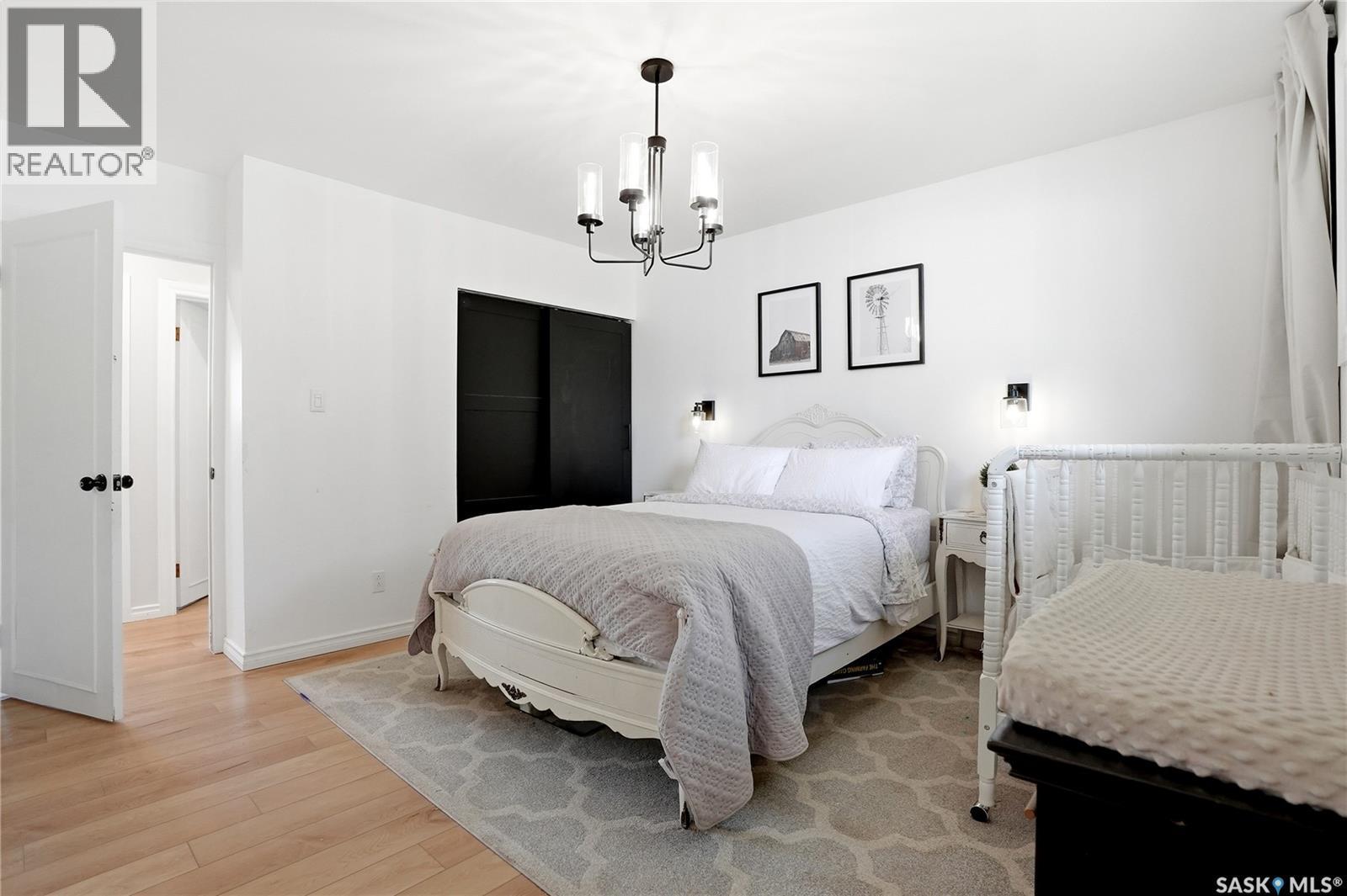 21 Potter Crescent, Saskatoon, SK - Indoor Photo Showing Bedroom