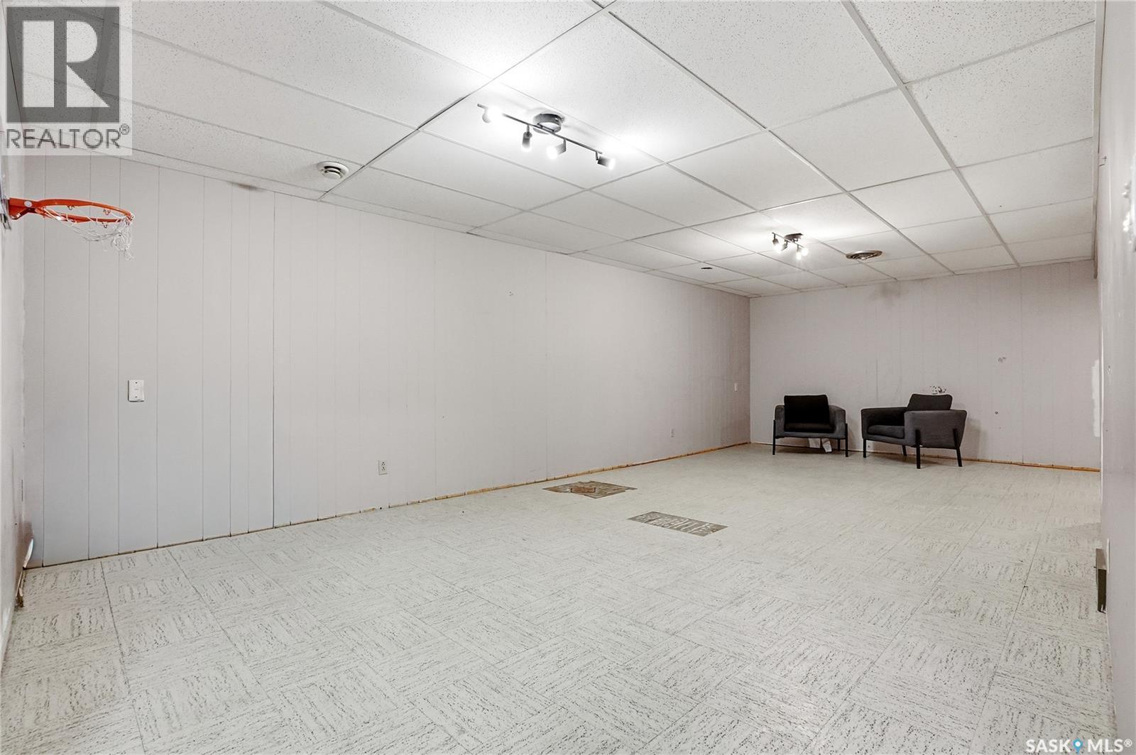 21 Potter Crescent, Saskatoon, SK - Indoor