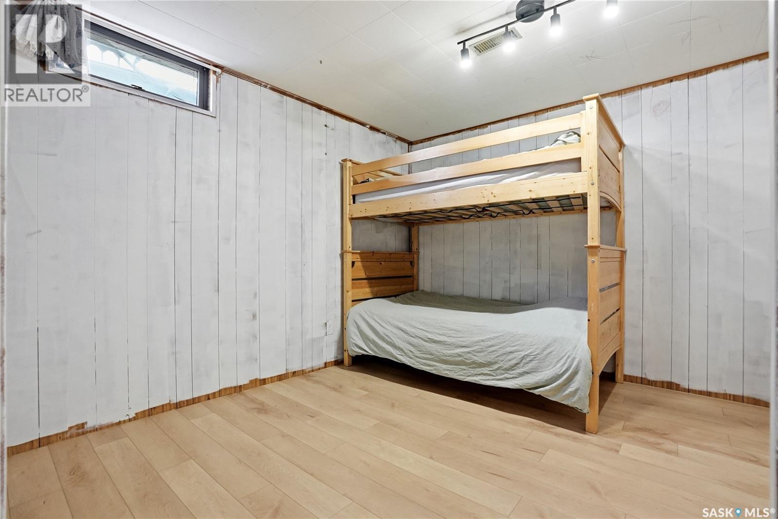 21 Potter Crescent, Saskatoon, SK - Indoor Photo Showing Bedroom