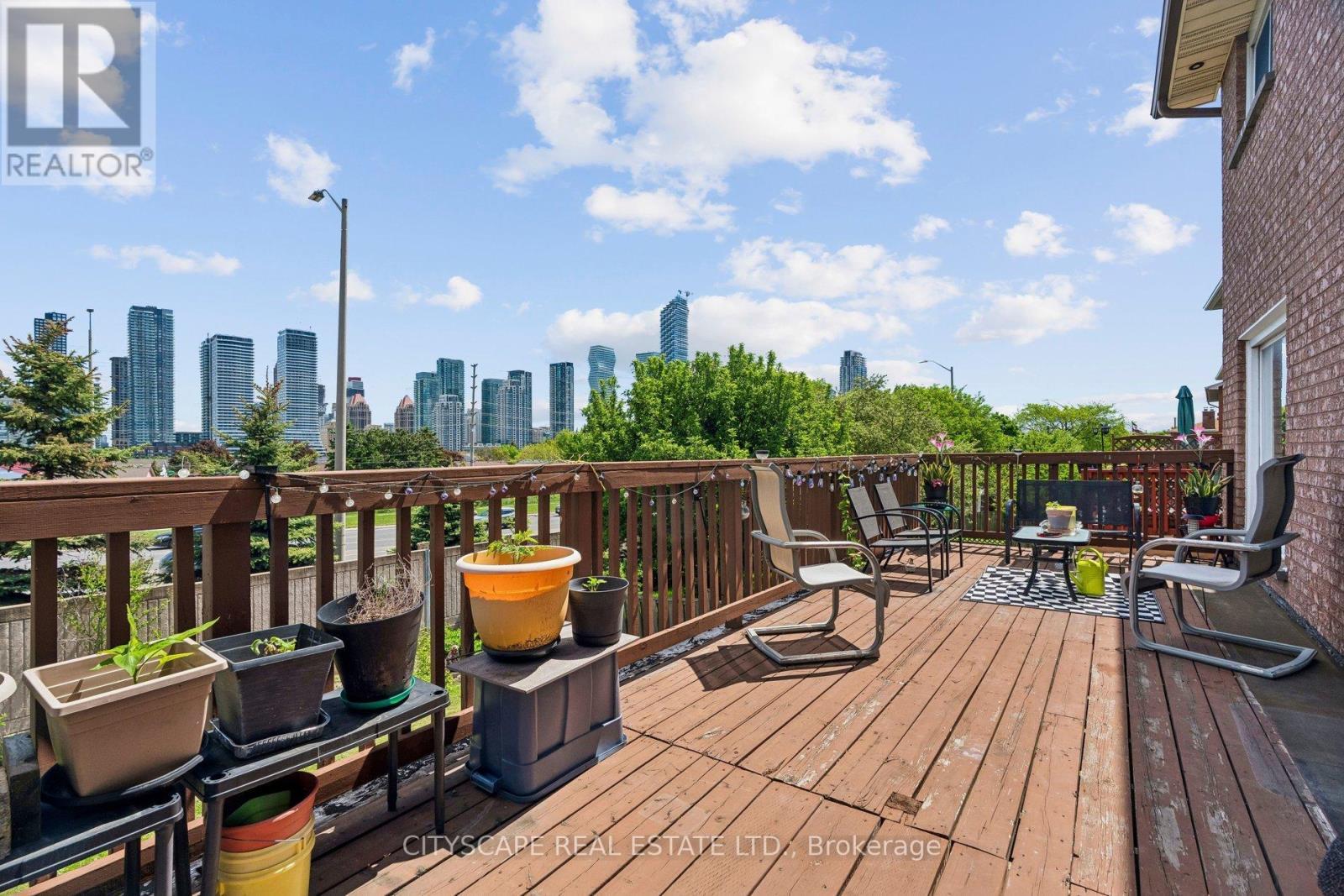 4356 Wakefield Crescent, Mississauga, ON - Outdoor With Deck Patio Veranda