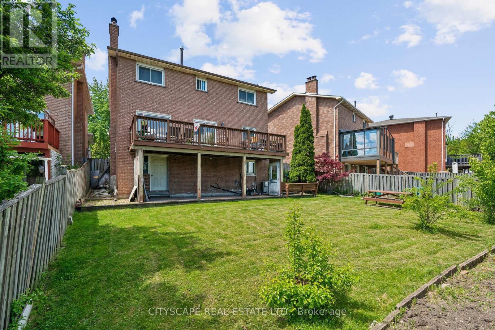 4356 Wakefield Crescent, Mississauga, ON - Outdoor With Deck Patio Veranda