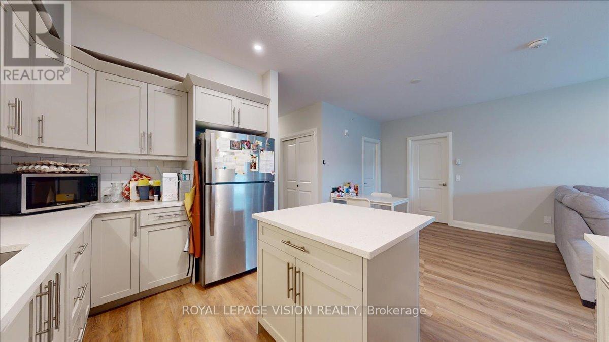 207 - 120 Summersides Boulevard, Pelham, ON