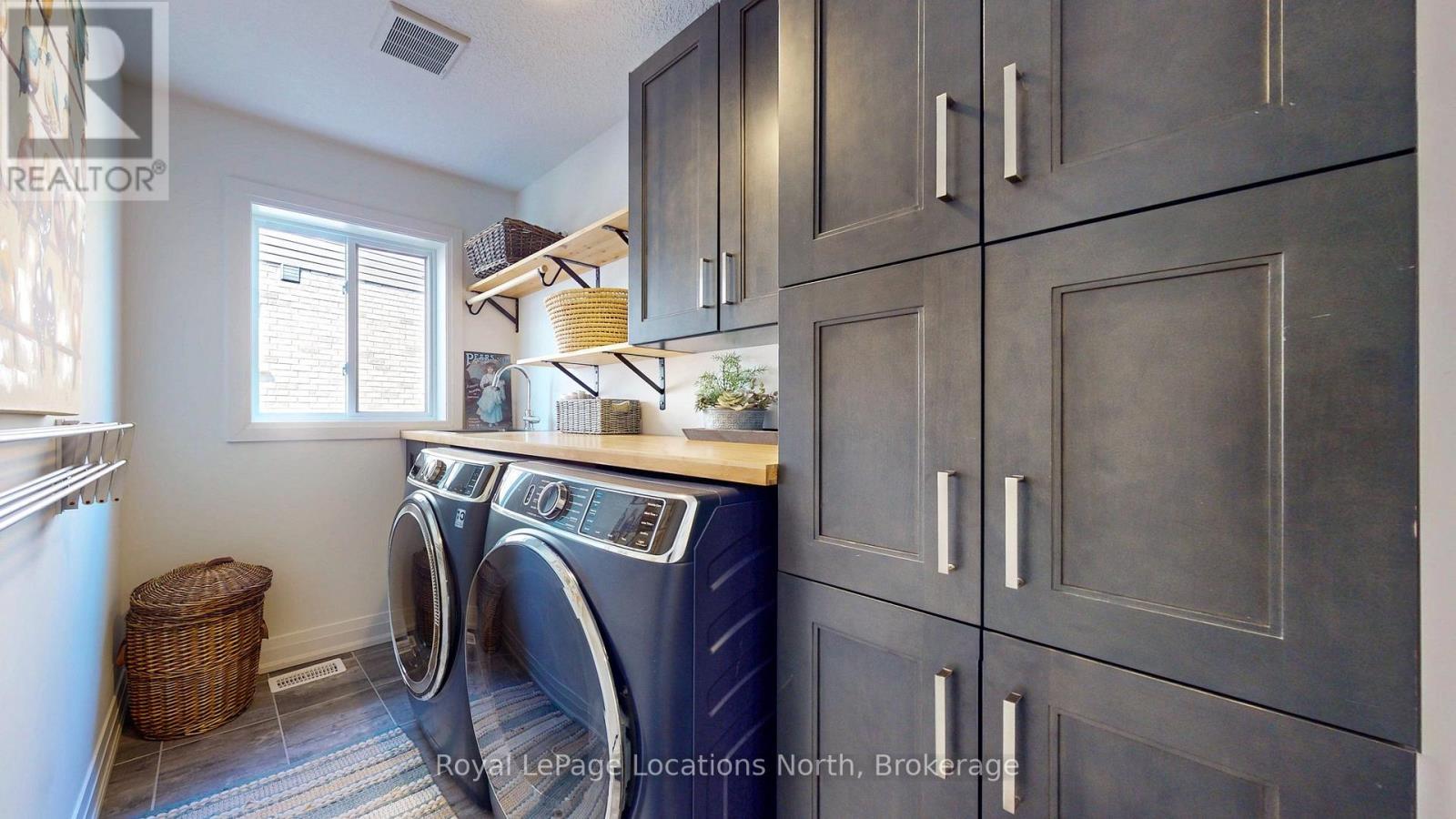 Laundry Room - 70 Plewes Drive, Collingwood, ON - Indoor Photo Showing Laundry Room