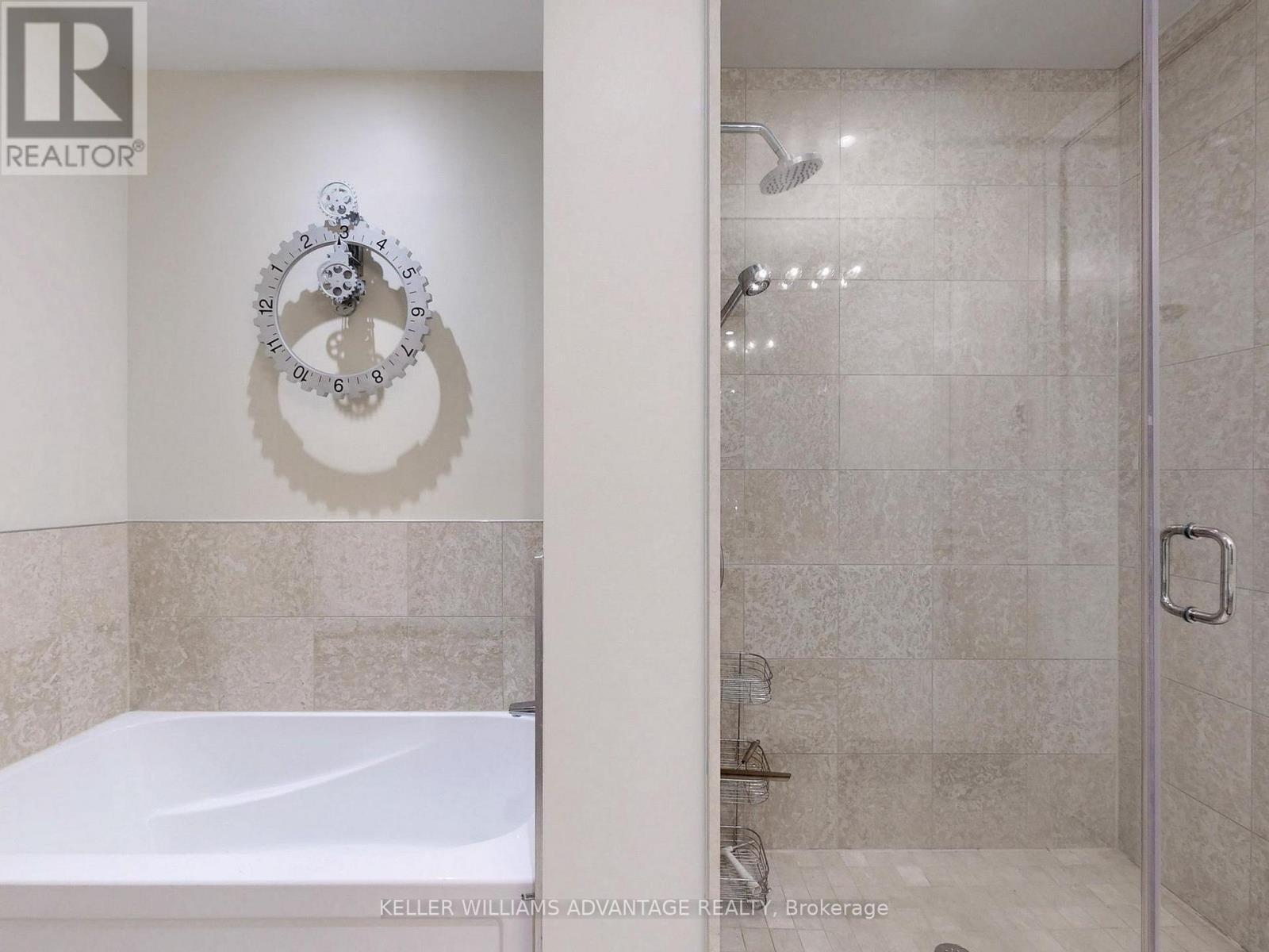 401 - 29 Queens Quay E, Toronto, ON - Indoor Photo Showing Bathroom