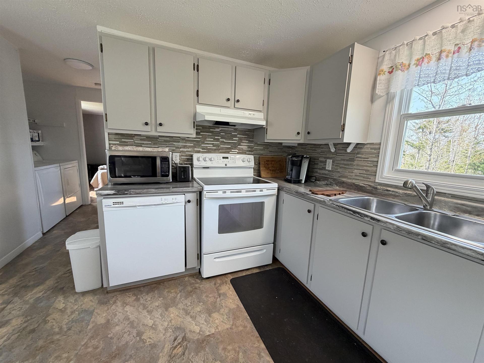 198 Highway 224, Sheet Harbour, NS