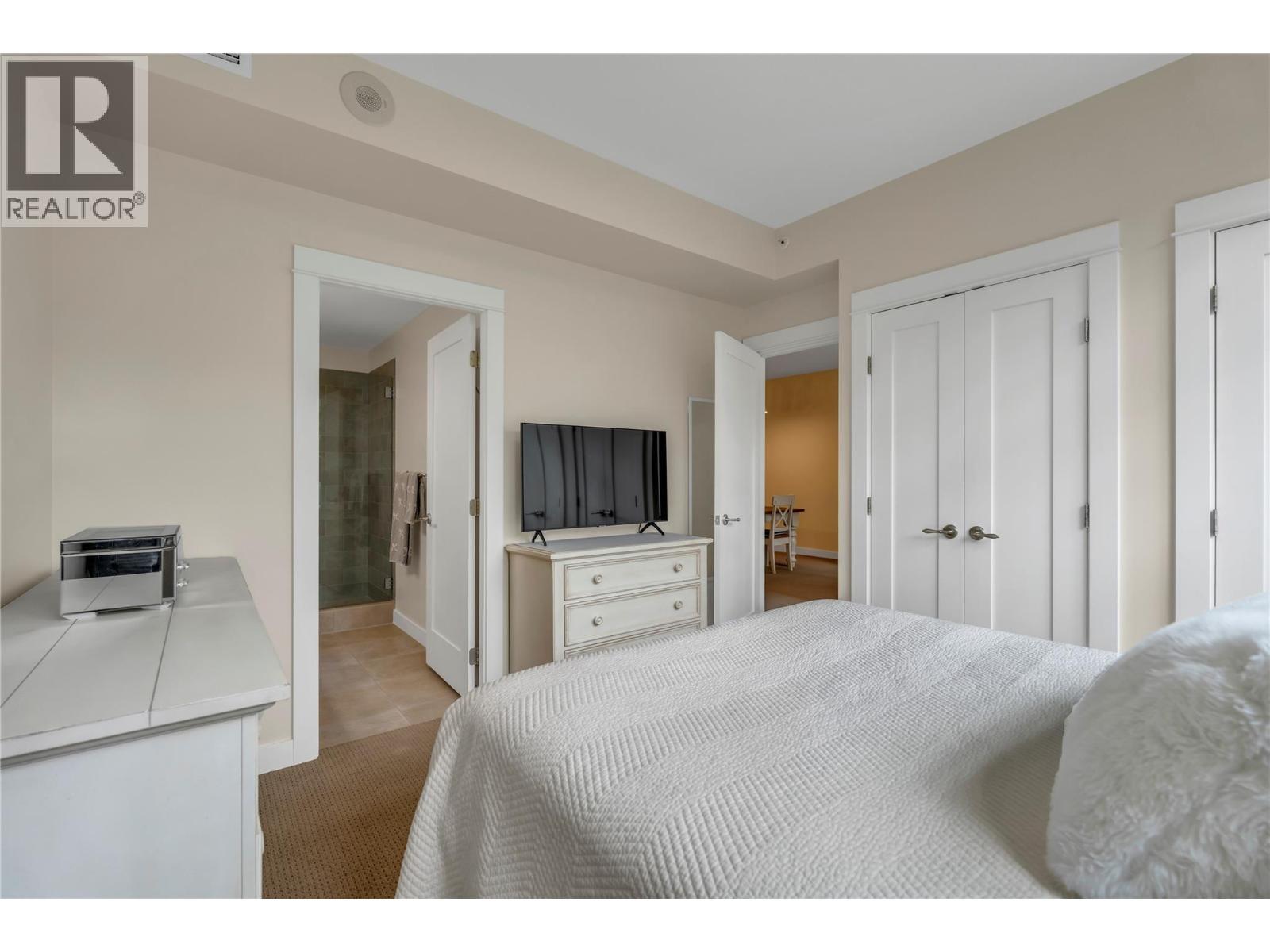 75 Martin Street Unit# 101, Penticton, BC - Indoor Photo Showing Bedroom