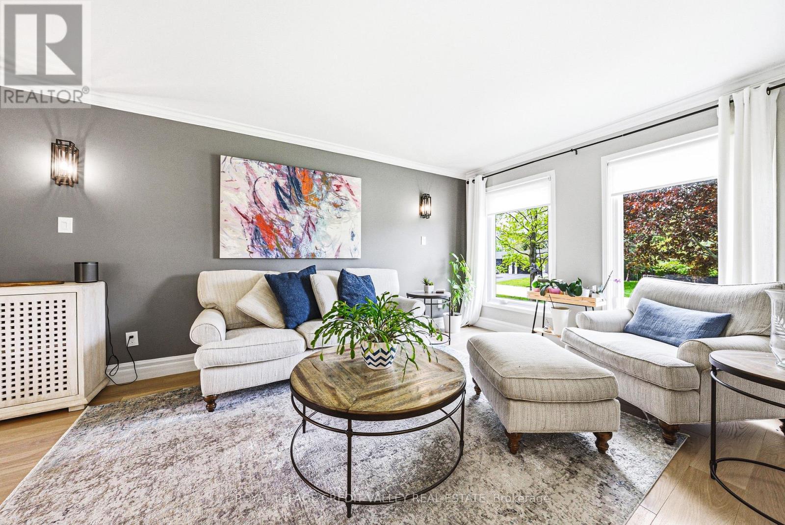 5 Valleygreen Crescent S, Caledon, ON - Indoor Photo Showing Living Room