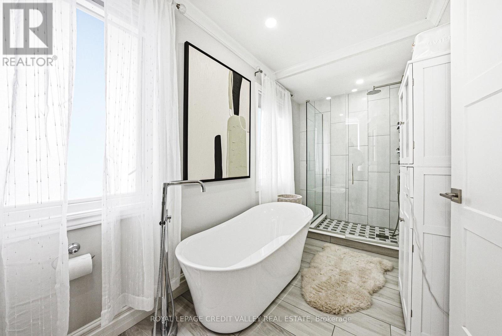 5 Valleygreen Crescent S, Caledon, ON - Indoor Photo Showing Bathroom