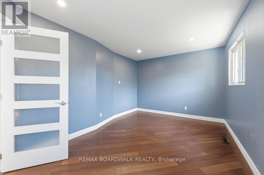 1279 Adirondack Drive, Ottawa, ON - Indoor Photo Showing Other Room
