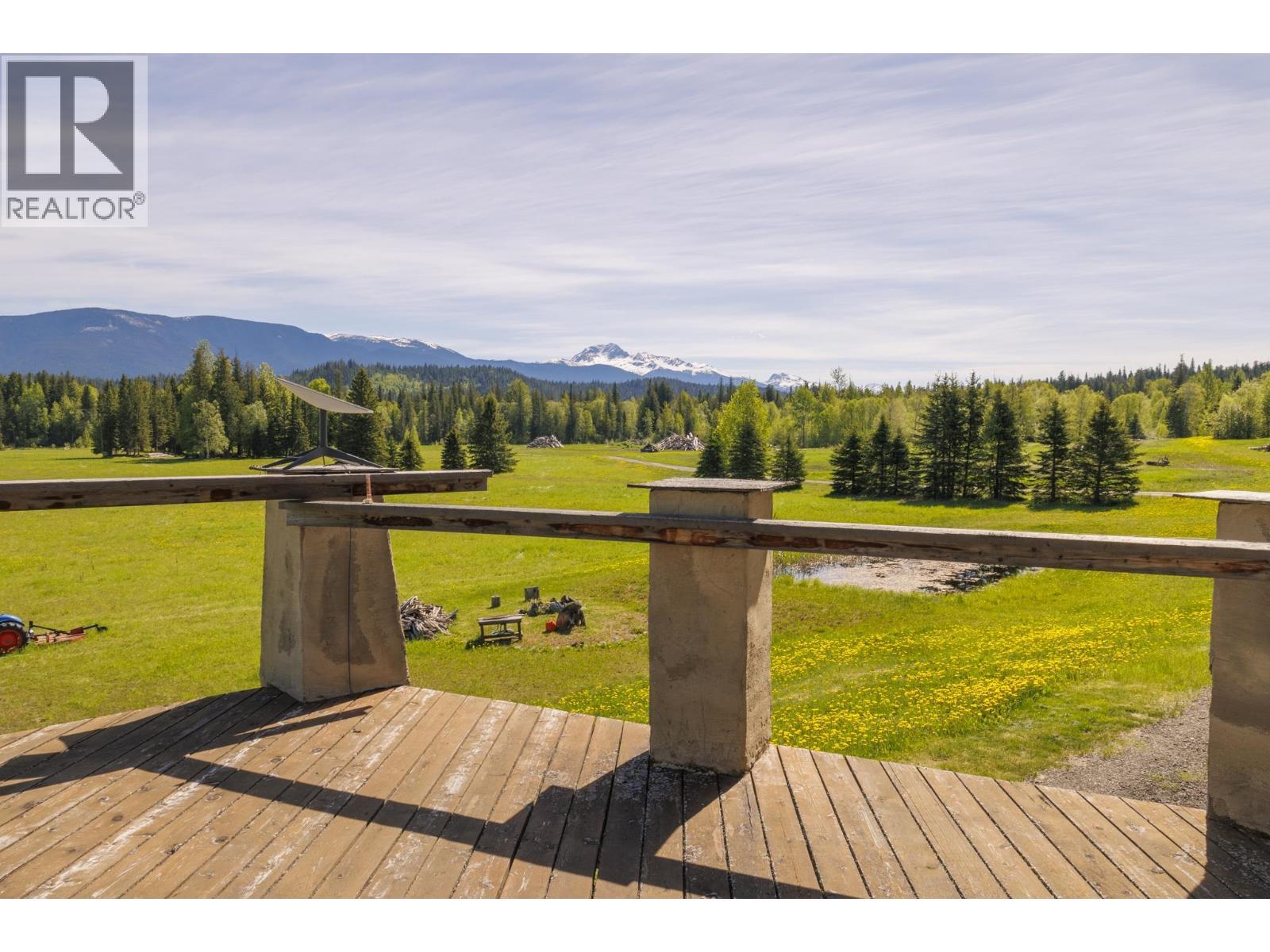 8985 Crescent Spur Road, Mcbride, BC - Outdoor With Deck Patio Veranda With View