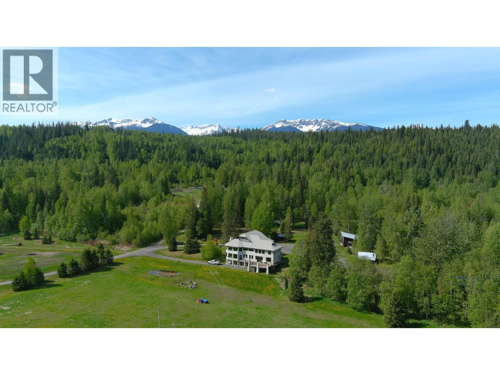 8985 Crescent Spur Road, Mcbride, BC - Outdoor With View