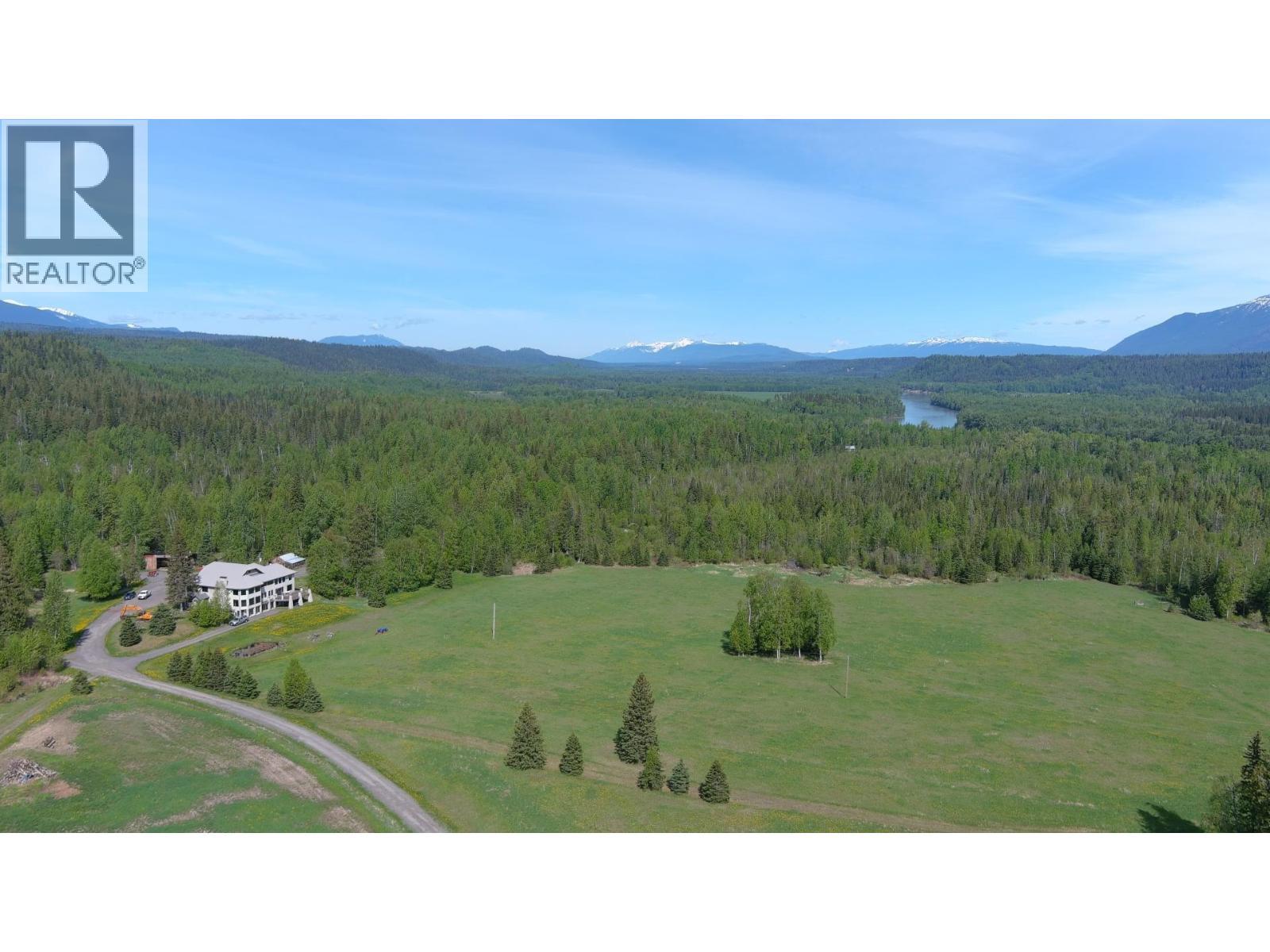 8985 Crescent Spur Road, Mcbride, BC - Outdoor With View