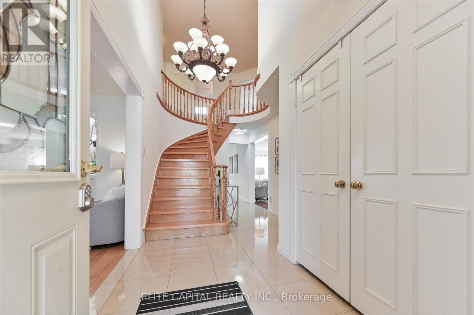 54 Bauer Crescent, Markham, ON - Indoor Photo Showing Other Room