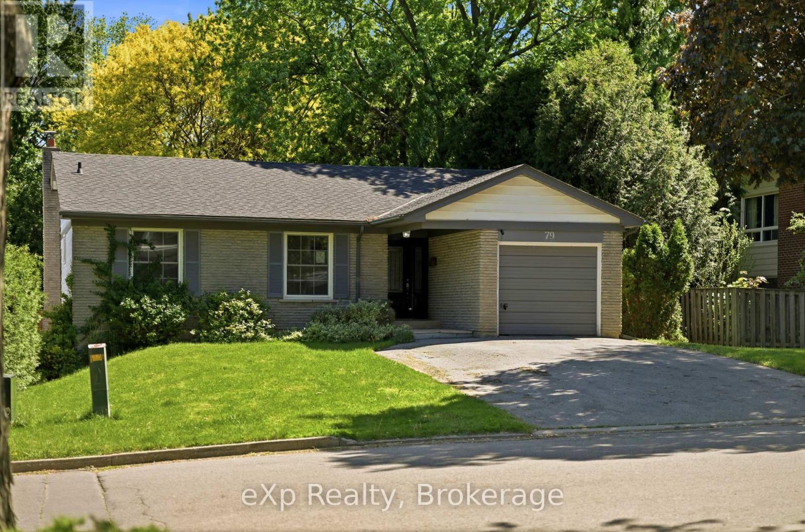 79 Ann Street, Hamilton (Dundas), ON - Outdoor