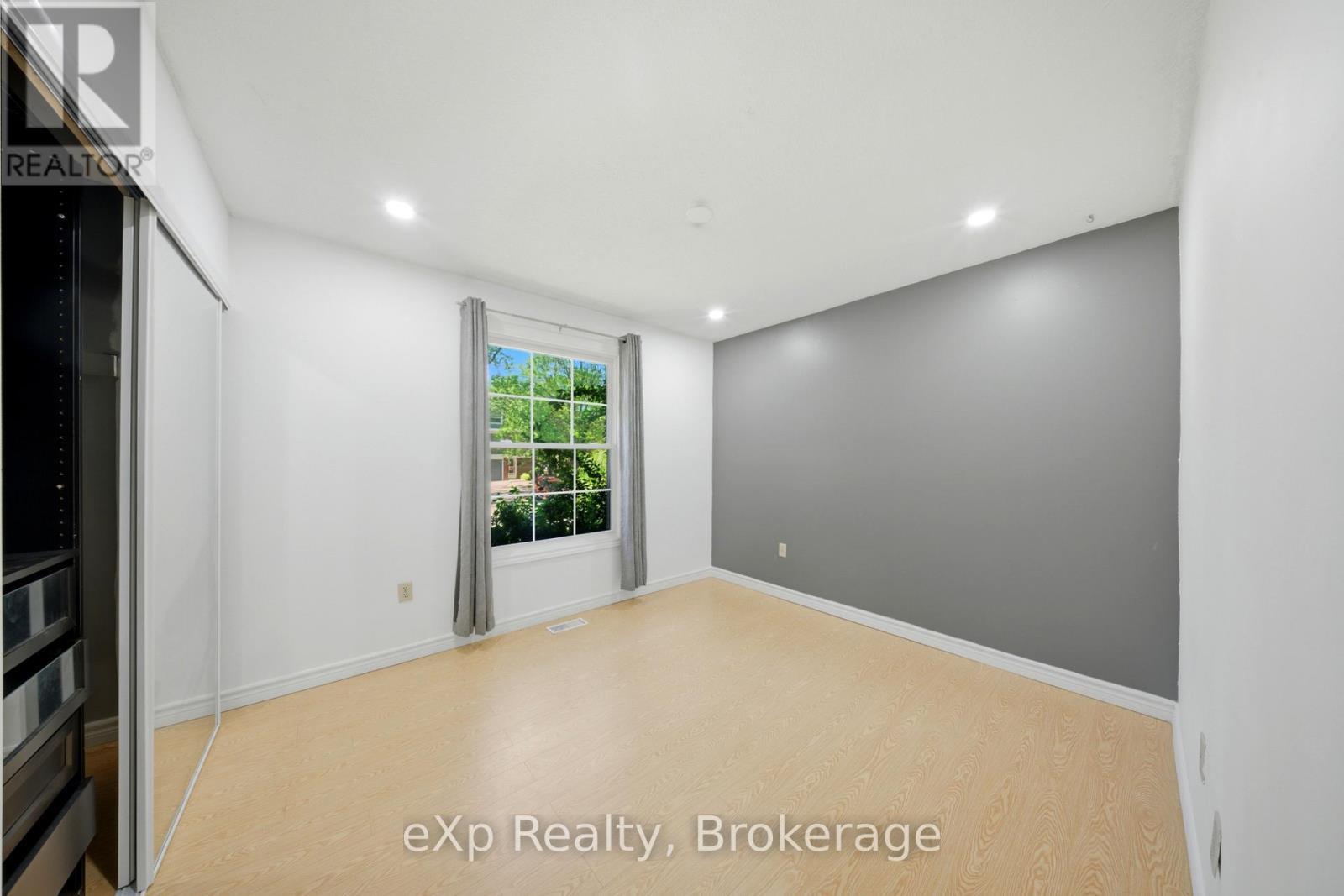 79 Ann Street, Hamilton (Dundas), ON - Indoor Photo Showing Other Room