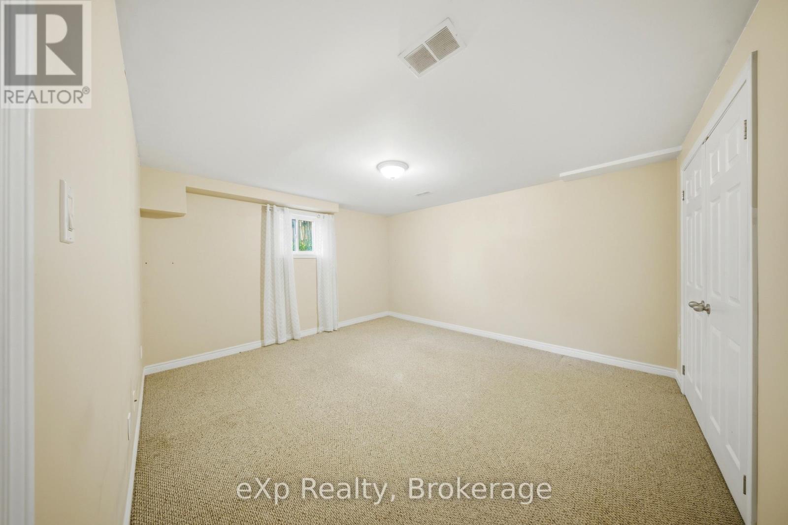 79 Ann Street, Hamilton (Dundas), ON - Indoor Photo Showing Other Room