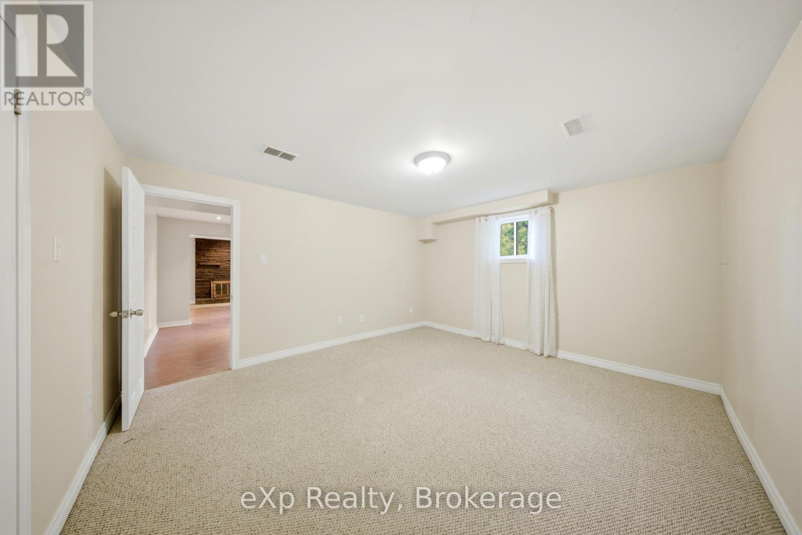 79 Ann Street, Hamilton (Dundas), ON - Indoor Photo Showing Other Room