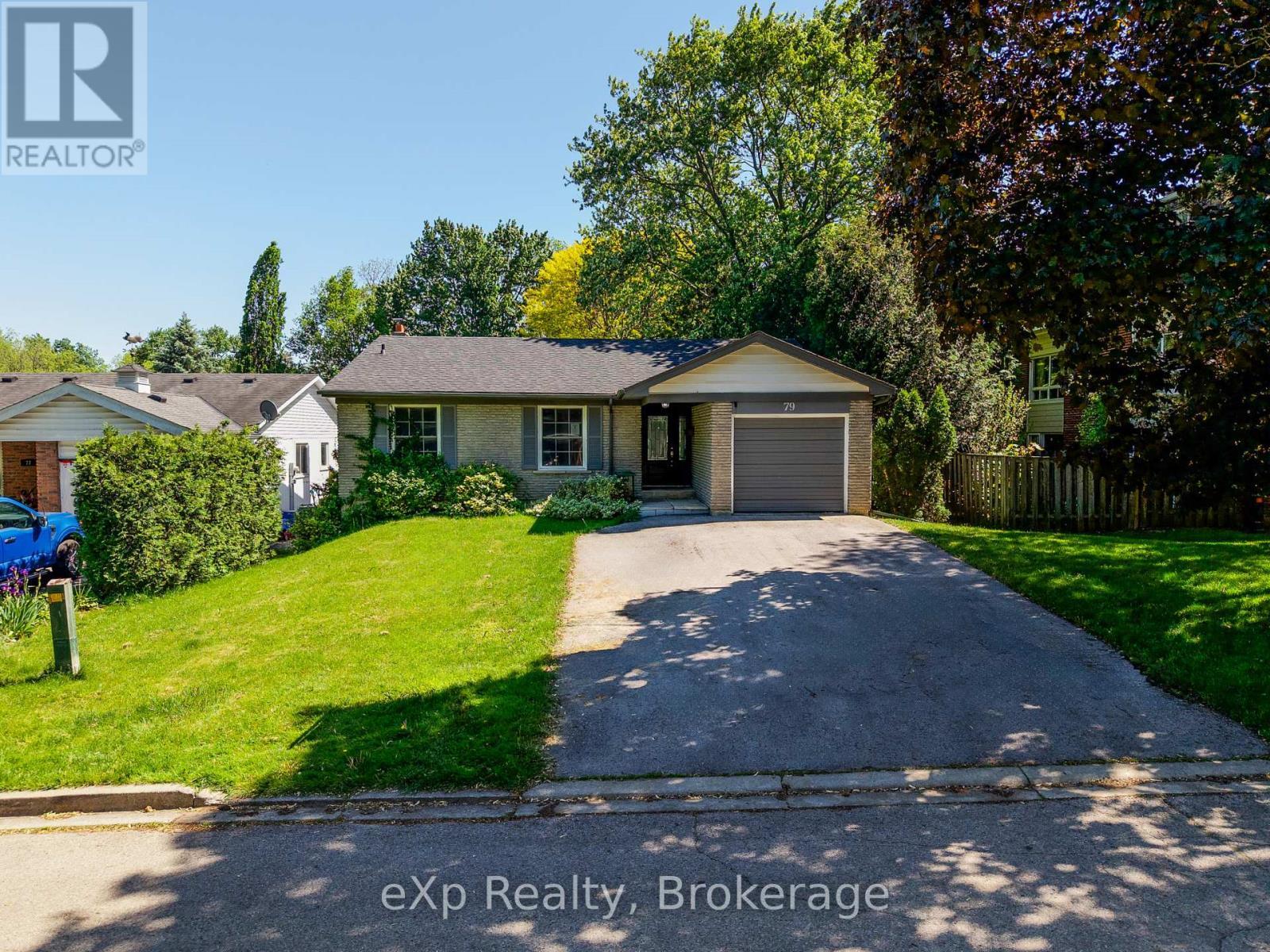 79 Ann Street, Hamilton (Dundas), ON - Outdoor With Facade