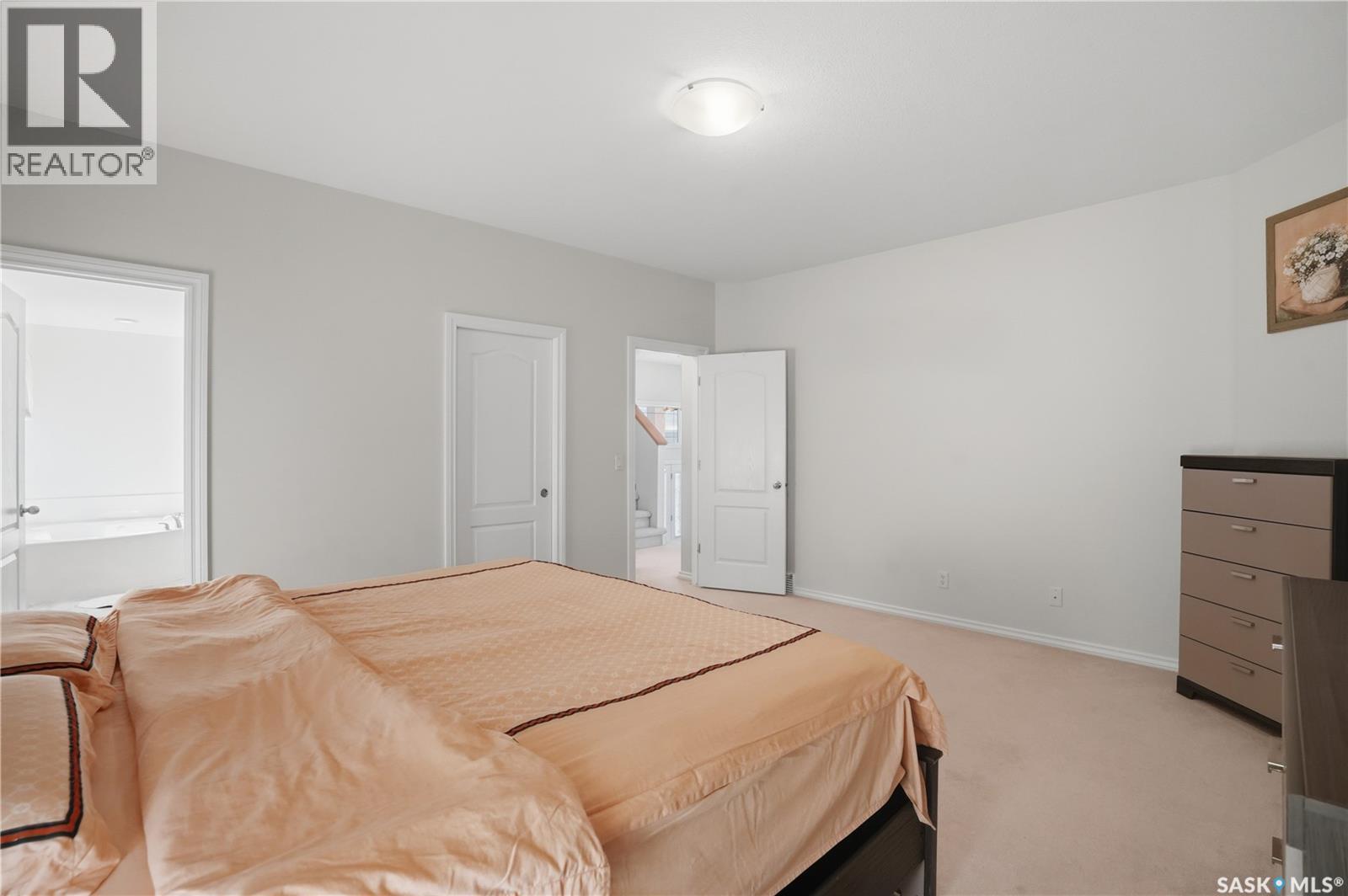3714 Sandringham Road E, Regina, SK - Indoor Photo Showing Bedroom