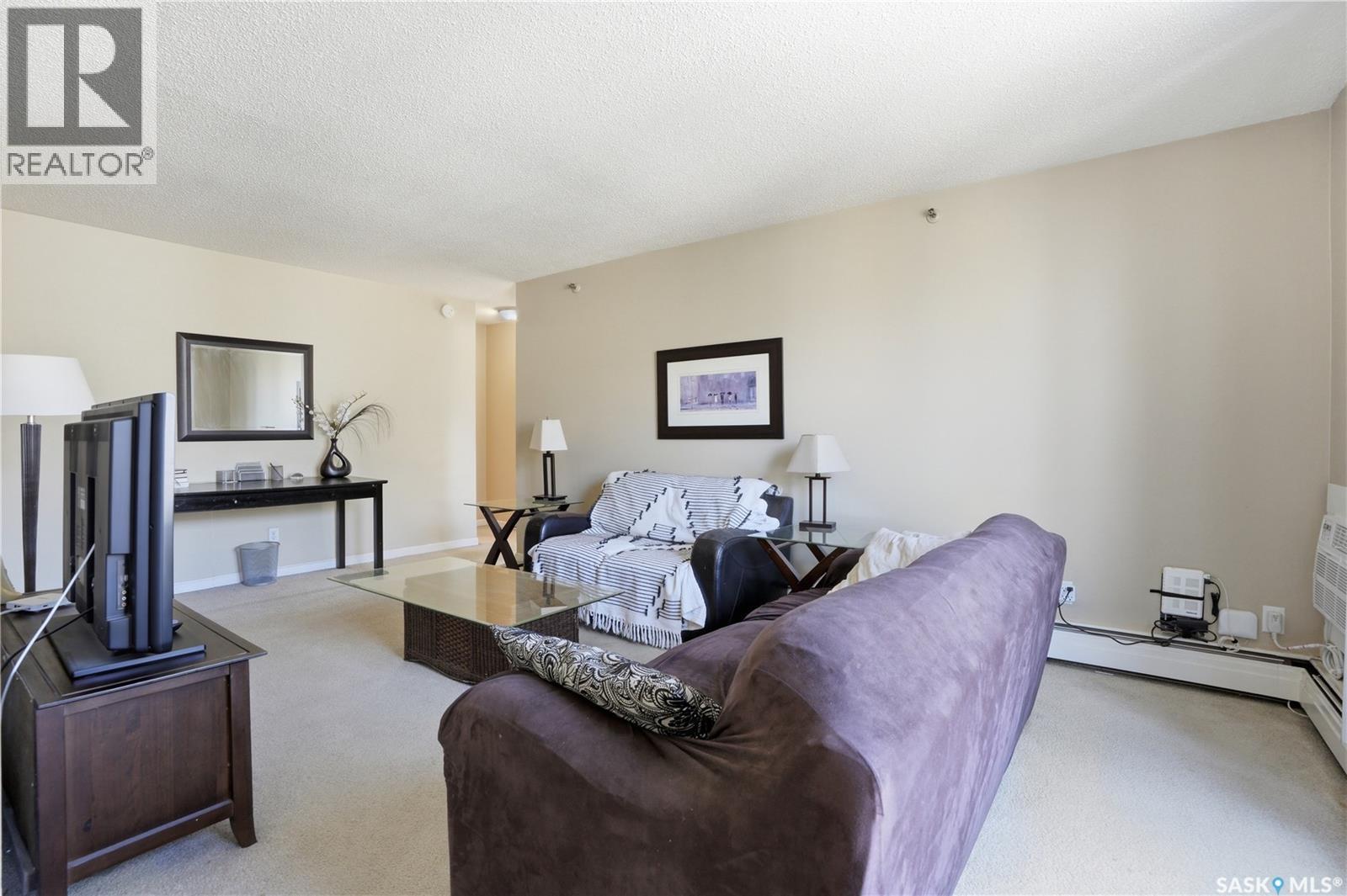 93 3 Columbia Drive, Saskatoon, SK - Indoor