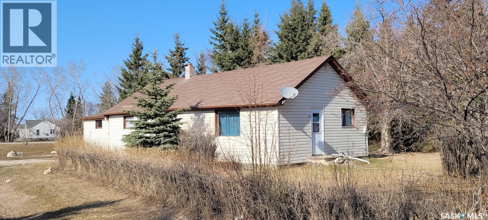 601 3Rd Avenue E, Meadow Lake, SK - Outdoor