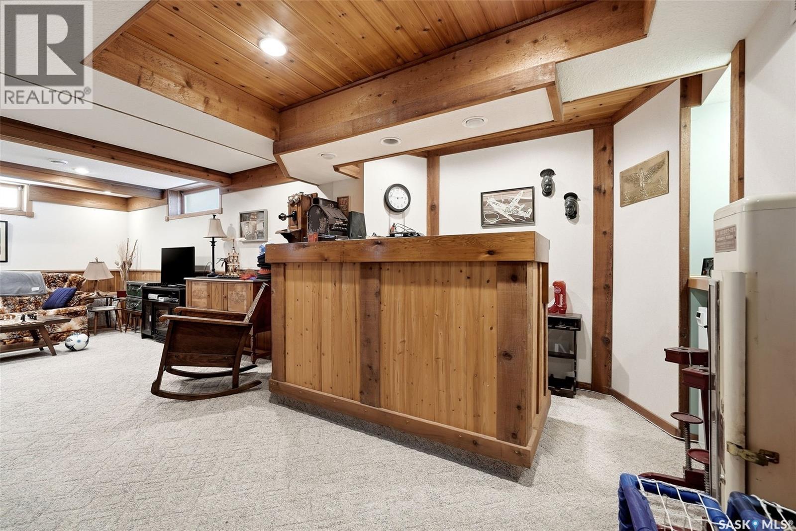 3731 Selinger Crescent, Regina, SK - Indoor