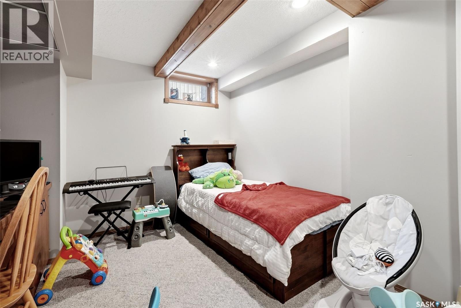 3731 Selinger Crescent, Regina, SK - Indoor Photo Showing Bedroom