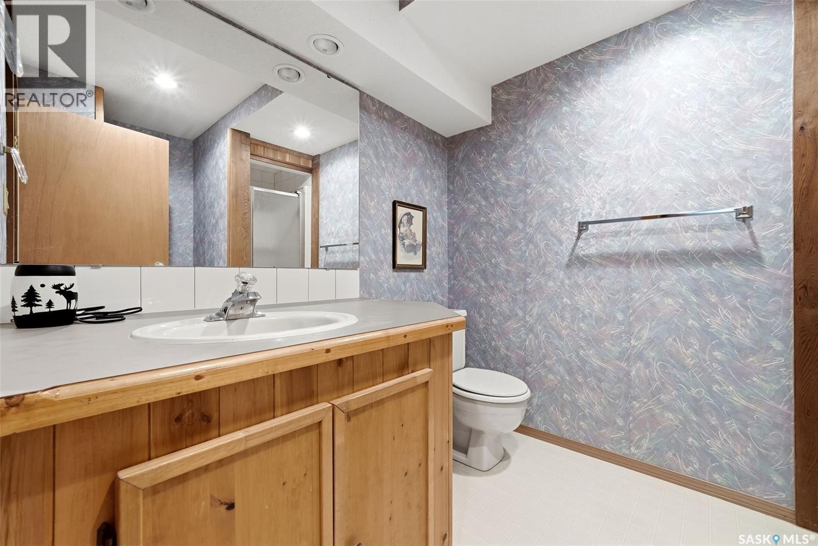 3731 Selinger Crescent, Regina, SK - Indoor Photo Showing Bathroom