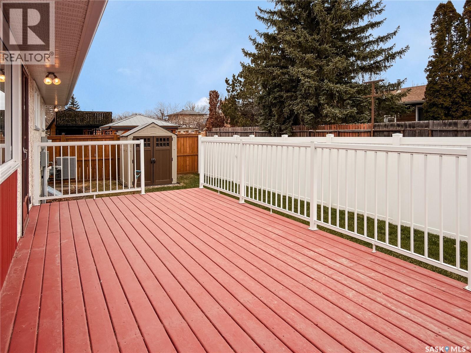 95 Pappas Crescent, Regina, SK - Outdoor With Exterior