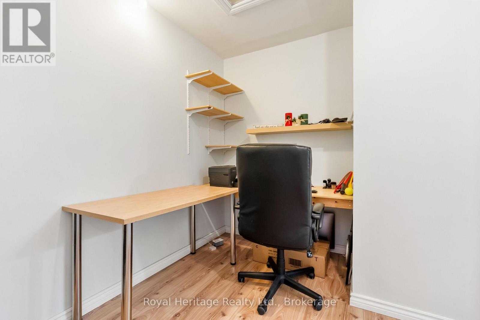 16 Fire Route 122, Trent Lakes, ON - Indoor Photo Showing Office