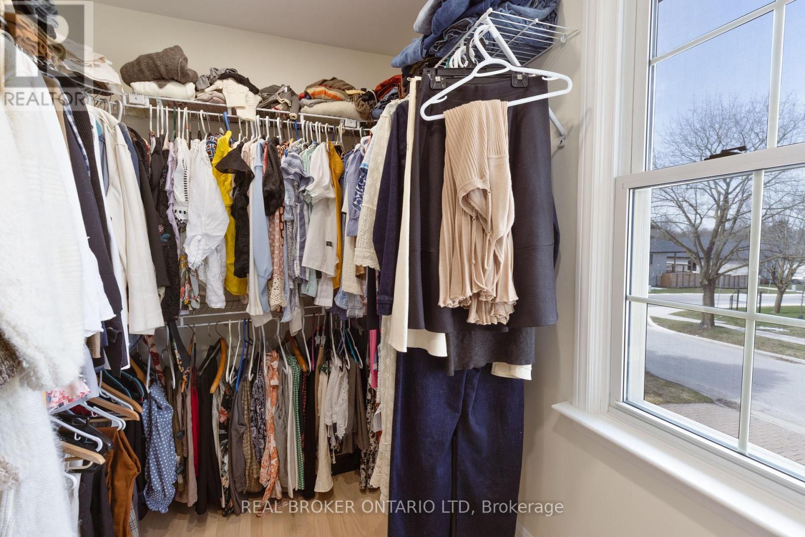 196 Wychwood Park, London North (North J), ON