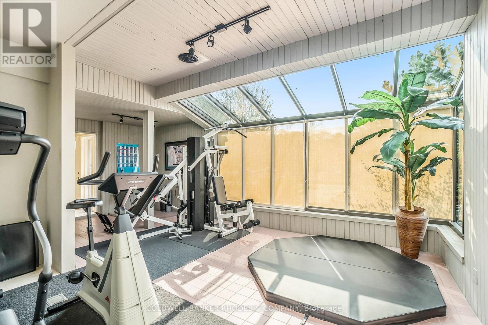 3 Mission Inn Grove, Ottawa, ON - Indoor Photo Showing Gym Room
