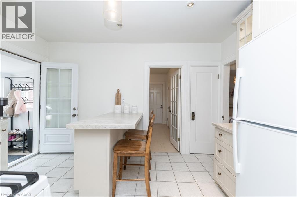 7 Pinehill Road, St. Catharines, ON - Indoor Photo Showing Other Room