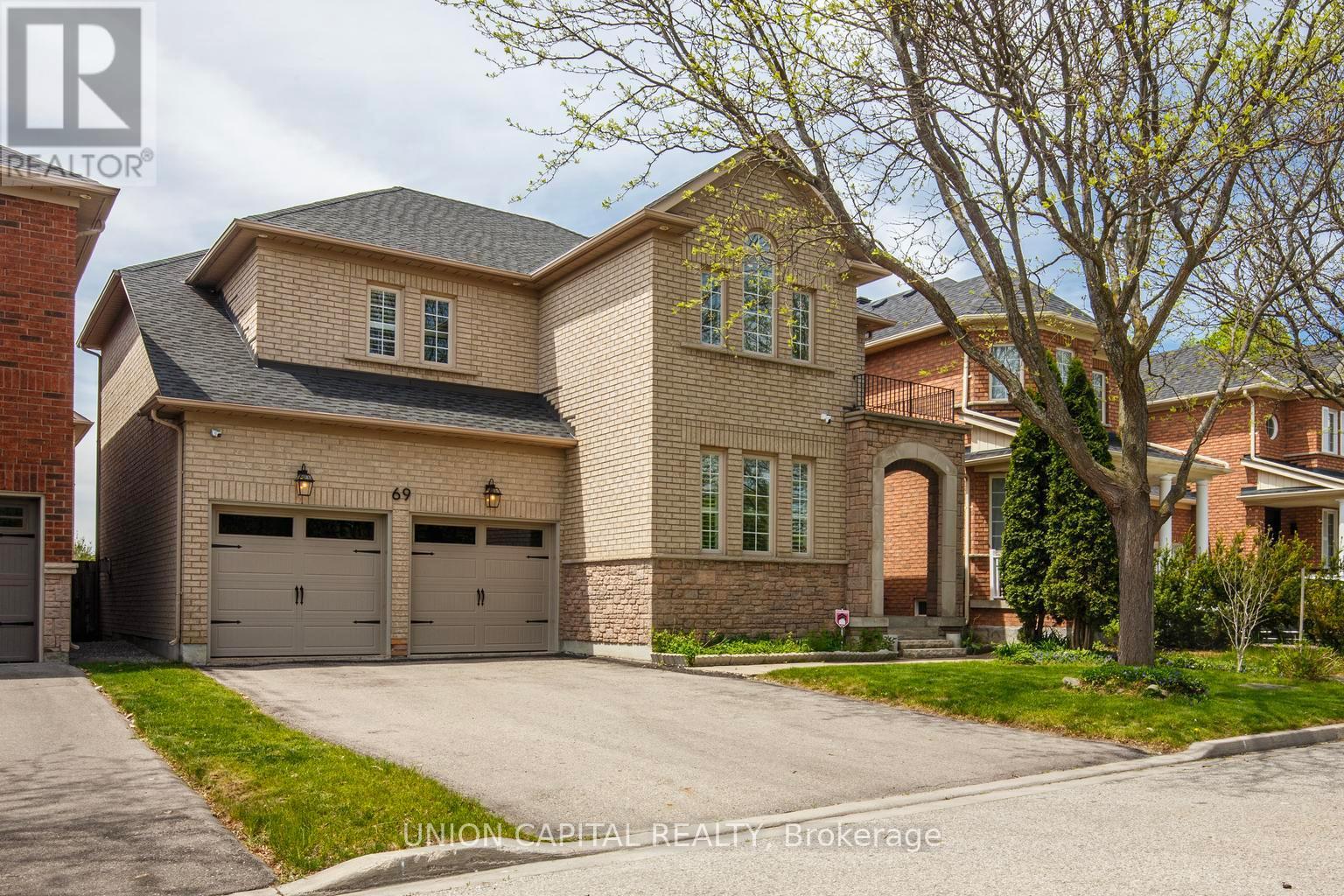 69 Southbrook Crescent, Markham, ON - Outdoor With Facade