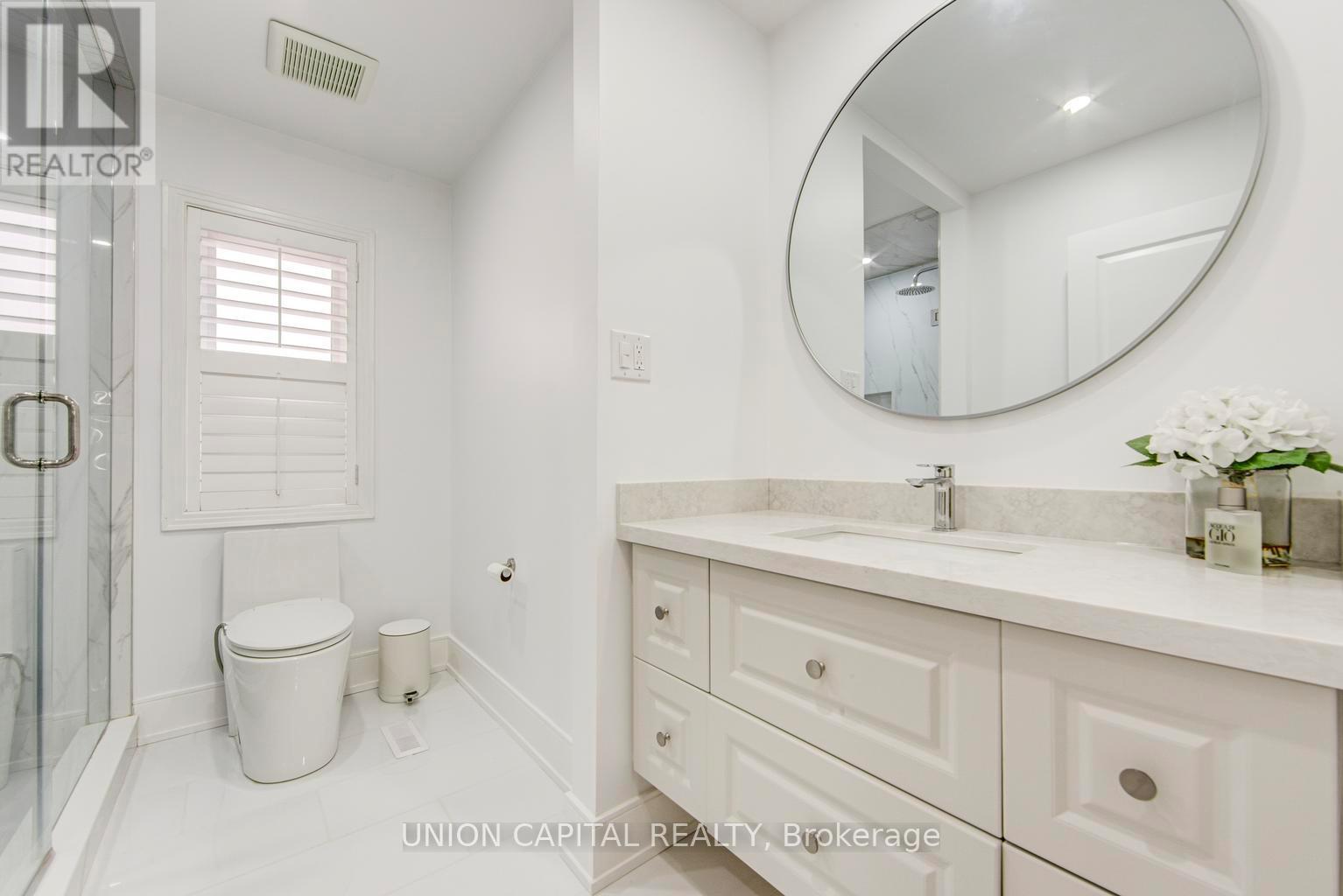 69 Southbrook Crescent, Markham, ON - Indoor Photo Showing Bathroom