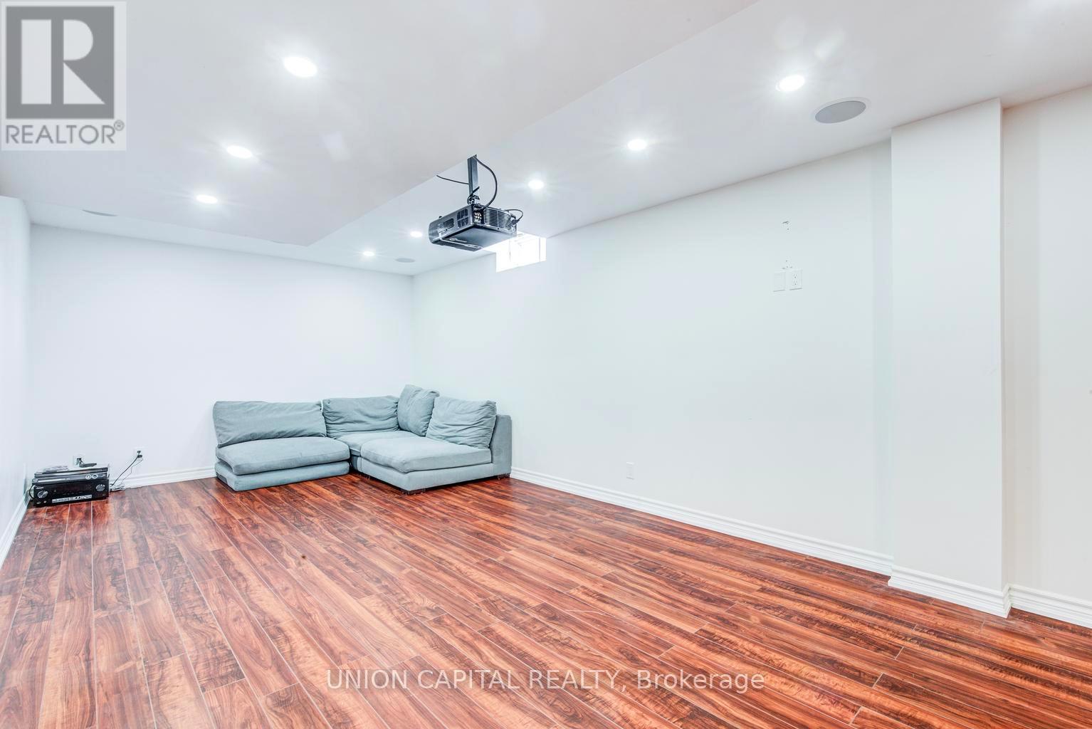 69 Southbrook Crescent, Markham, ON - Indoor