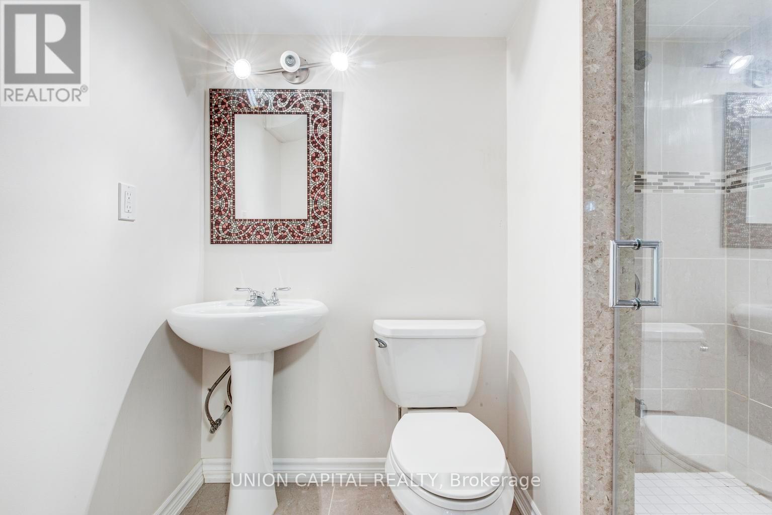 69 Southbrook Crescent, Markham, ON - Indoor Photo Showing Bathroom