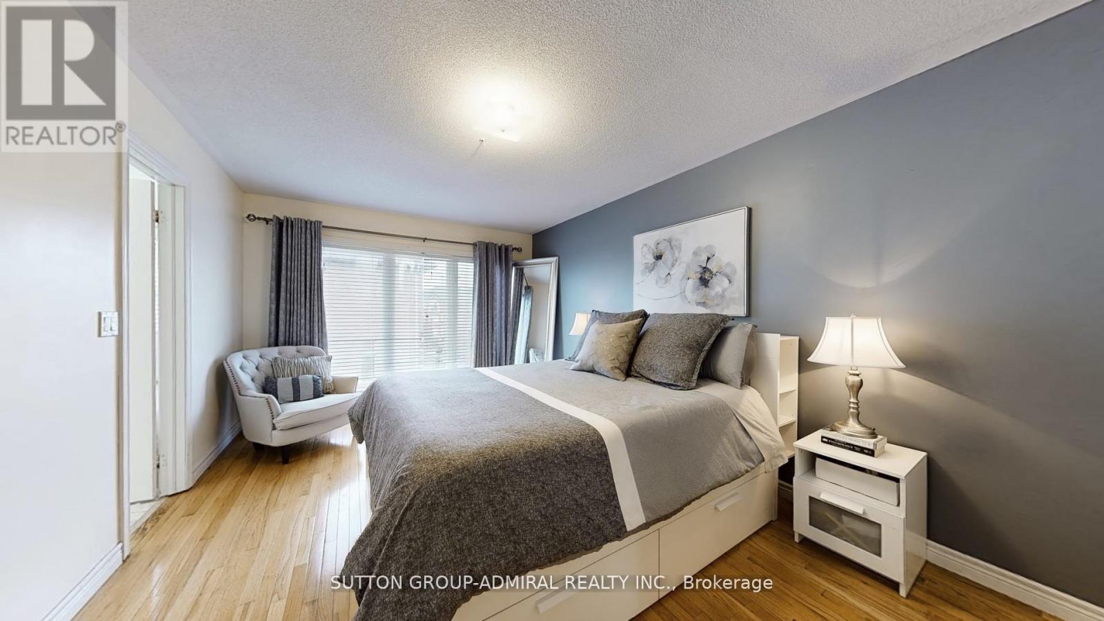 36 Helen Street, Vaughan, ON - Indoor Photo Showing Bedroom