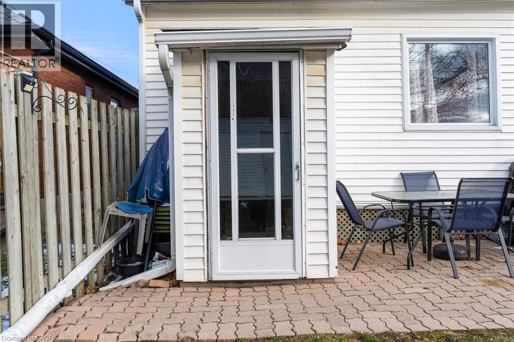 121 Edgemont Street N, Hamilton, ON - Outdoor With Deck Patio Veranda With Exterior