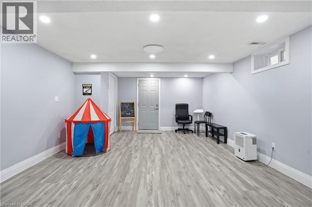 391 East 24Th Street, Hamilton, ON - Indoor