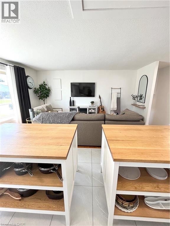 87 Locheed Drive Unit# Upper, Hamilton, ON - Indoor