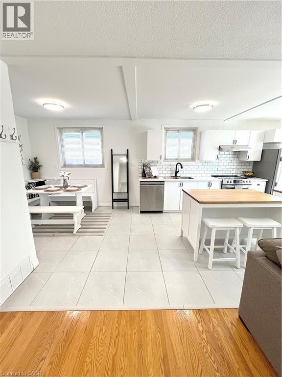 87 Locheed Drive Unit# Upper, Hamilton, ON - Indoor