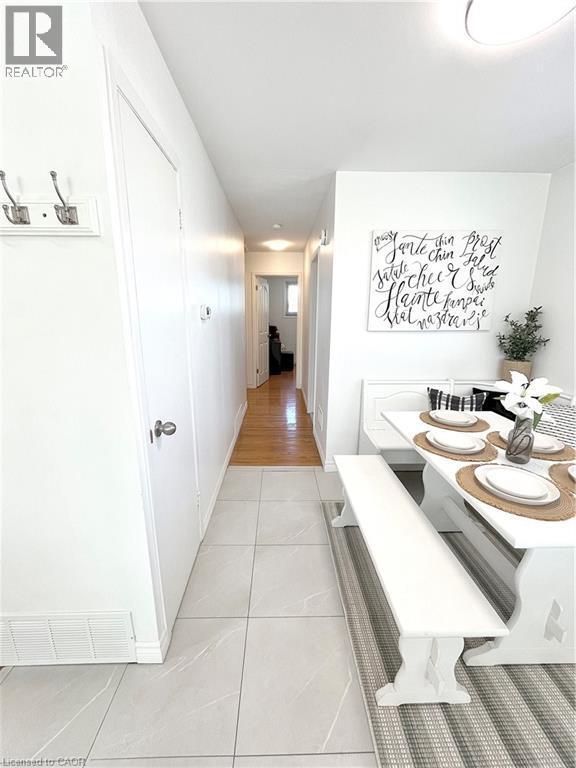87 Locheed Drive Unit# Upper, Hamilton, ON - Indoor