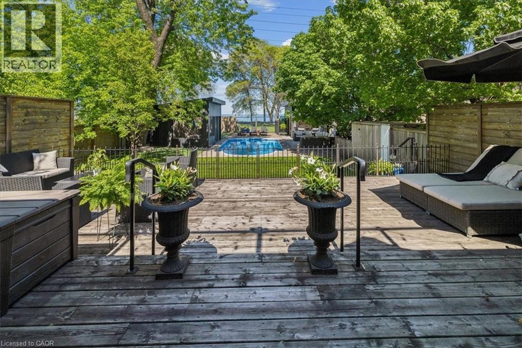573 Beach Boulevard, Hamilton, ON - Outdoor With Deck Patio Veranda