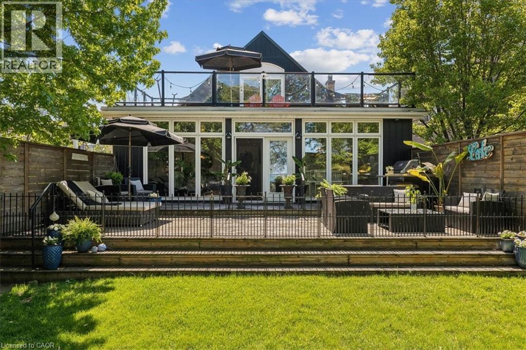 573 Beach Boulevard, Hamilton, ON - Outdoor With Deck Patio Veranda