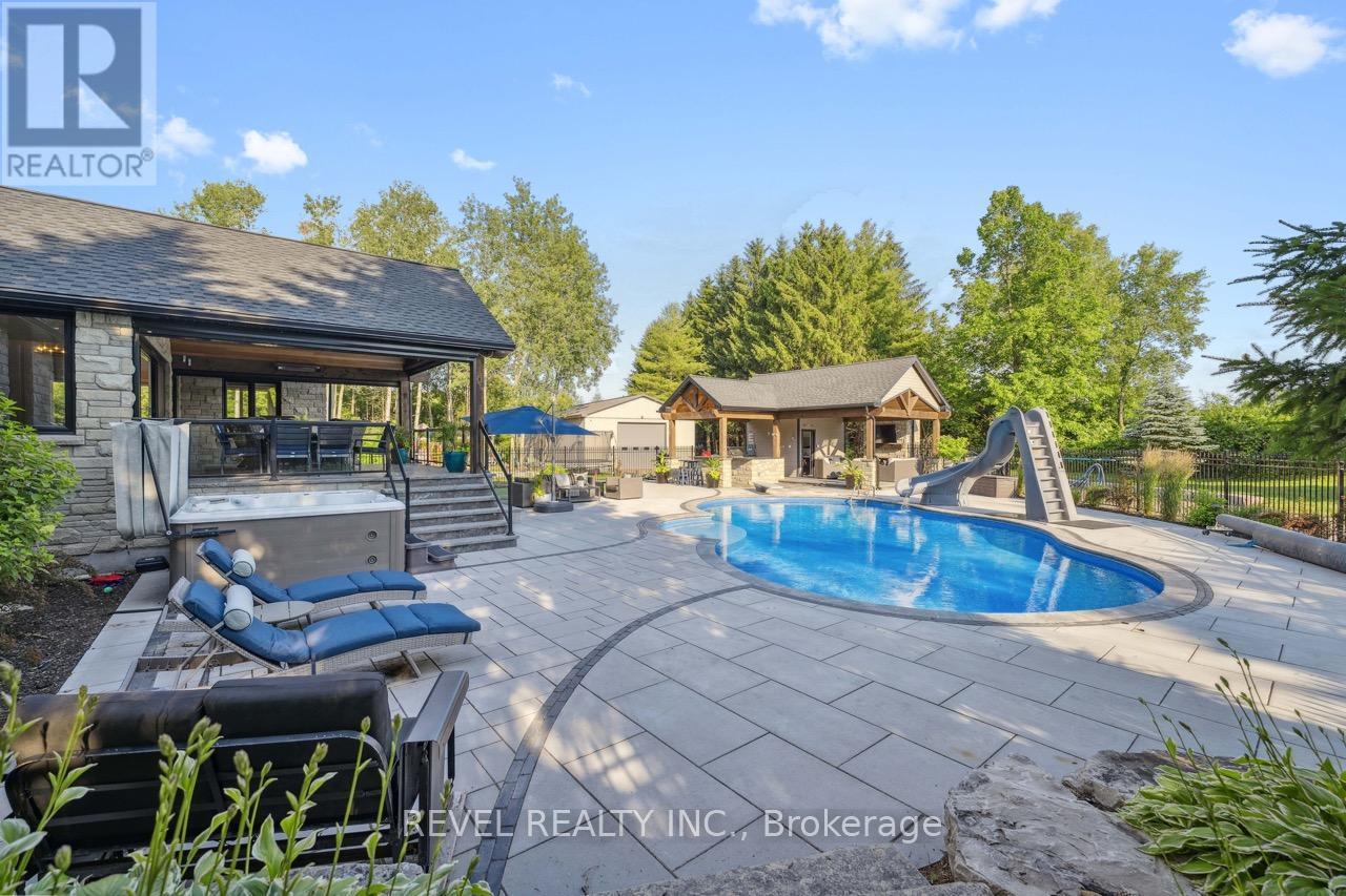 102 Concession 11 E, Hamilton, ON - Outdoor With In Ground Pool With Deck Patio Veranda
