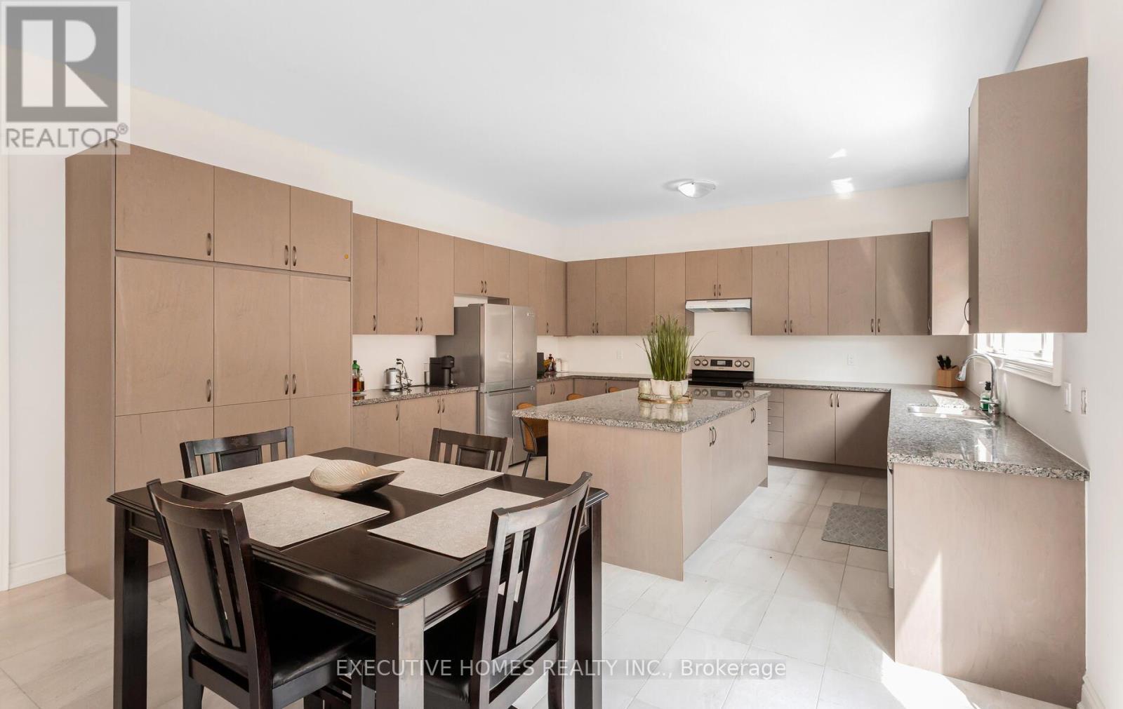 77 Pond View Gate, Hamilton, ON - Indoor