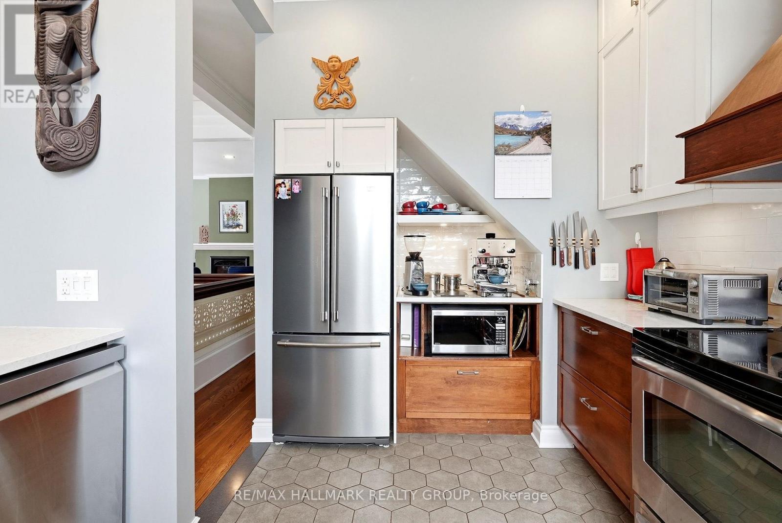 53 Scrivens Street, Ottawa, ON - Indoor Photo Showing Kitchen With Stainless Steel Kitchen