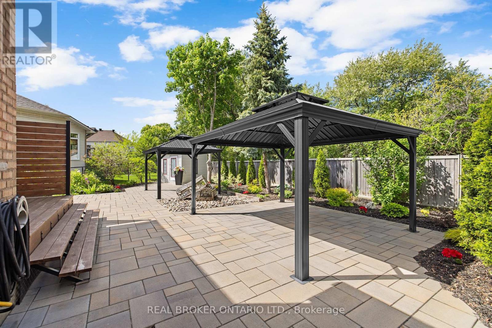 124 Macassa Circle, Ottawa, ON