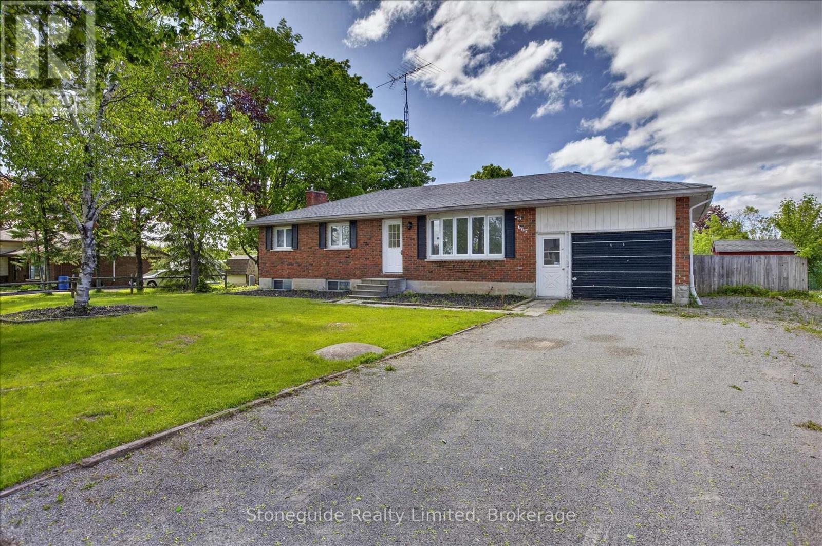 667 Skyline Road, Selwyn, ON - Outdoor